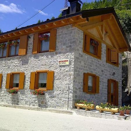 Affittacamere Da Silvia Santa Barbara  Экстерьер фото
